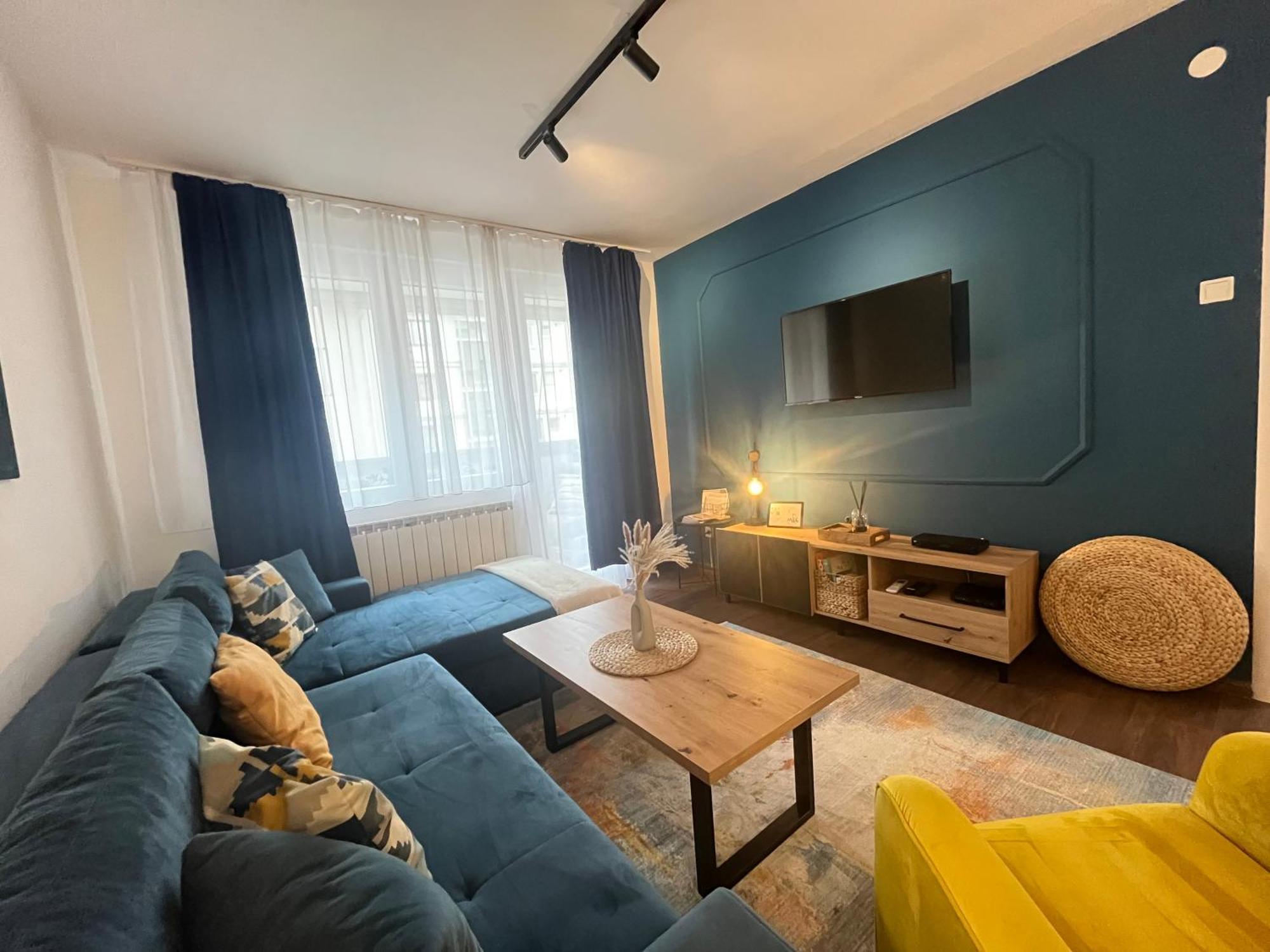 Mak Apartment - Free Parking - Balcony 塞拉耶佛 外观 照片